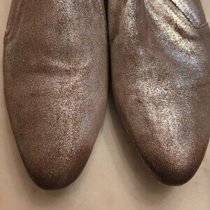 Seychelles "Skein" Pewter Metallic Flats - Size 8.5